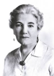 Amazon.com: Sandra Hume: books, biography, latest update