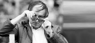 Eine derart radikale abkehr von der klassischen erkenntnistheorie wird. Branko Zebec Als Hsv Trainer Im Teppich Aus Dem Stadion Geschmuggelt