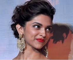 Gorgeous Deepika Wearing Pretty Earrings Deepika Padukone Style Style Celebrity Style