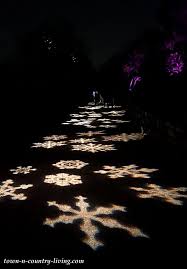 Spirit Of Christmas Lightscape At Chicago Botanic Garden Town Country Living Chicago Botanic Garden Garden Town Botanical Gardens