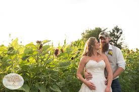 We visited a dressbarn store and found clues about why the company has been struggling in recent years. Upstate Ny Barn Wedding Lindsey Kyle Hhawkinsphotography Com
