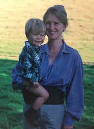 We are committed to discovering and developing innovative and original products that are truly beneficial for parents and children alike. Inspirational Mumpreneur S Testimonial Hippychick Founder Julia Minchin