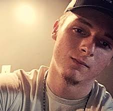 Looking for a penpal.. Victor Carson @ Hopkins County Jail, KY ID 207983  Careacell.jointsccounts.com 30 years old Expected time to serve 5/2026