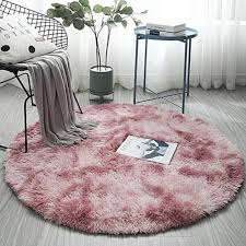Er liegt im kinderzimmer einer grundschülerin neben dem schaukelpferd, oder im schlafzimmer einer jungen studentin neben duftkerzen. 120 120cm Rosa Schlafzimmer Wohnzimmer Shaggy Kaufland De