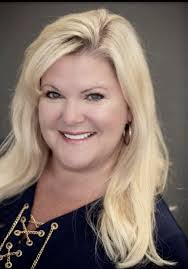 Dana Duvall's Instagram, Twitter & Facebook