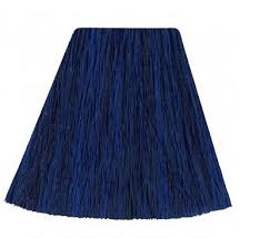 Here S Exactly How To Copy Kylie Jenner S Navy Blue Hair Dyed Hair Blue Navy Blue Hair Semi Permanent Hair Color