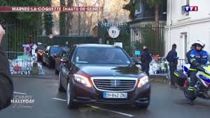 « la savannah », se situe dans un cadre discret, privilégié et tranquille, et surtout très protégé. Johnny Hallyday Detestait Sa Maison De Marnes La Coquette Theatre D Un Fait Divers Voici
