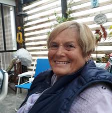 Hi all I was one of ones that did the classes in the halls The only person  I still have contact with is David Hutchinson