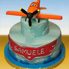 Cake Gallery La Torta Perfetta Torte Pasticceria Auguri Di Buon Compleanno