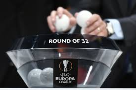 The four teams with the best record. Europa League Draw Live Arsenal Tottenham And Manchester United Learn Knockout Stage Opponents Evening Standard