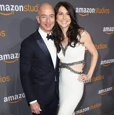 5 jeffs bezos net worth: Jeff Bezos World S Richest Man Married Wife After 6 Months And She Made First Move Mirror Online