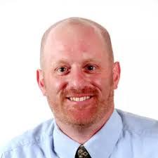 Lenny Pereira's Instagram, Twitter & Facebook