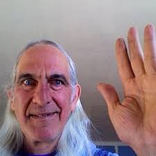 Doug Ten Rose (@fearlesspuppy)