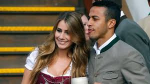 Jugador del @everton y selección colombia @fcfseleccioncol bienvenidos⚽. James Rodriguez Girlfriend Shannon De Lima