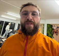 Before or After? 😳😅 I'll be honest, I got the itch today, not as in an  itchy beard, but was time to have a fresh up Does you a world of wonders