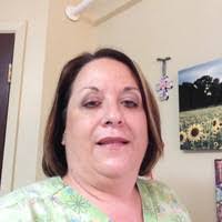 Sandy Linton's Instagram, Twitter & Facebook