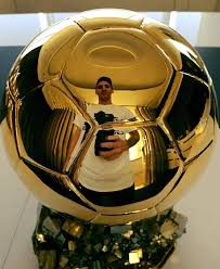 Рекорди мессі в сезоні 2011—2012 Messi Zrobiv Selfi U Zolotomu M Yachi A Heshteg Ballondor Vstanoviv Rekord Sport Tsn Ua
