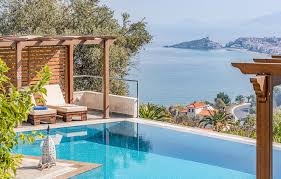 The island is wooded and mountainous; Ferienhaus Kokkari Samos Island Griechenland Novasol