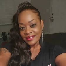 Kendrick Lamar는 올해 그래미에서 가장 많은 수상 아티스트가 되었고, Not Like Us로 5개의 상을 수상했다.