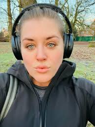 Yesterday I left the gym full of rage 😤 On a Sunday I like to do a gym and  swim as a little way to end the weekend and make sure I