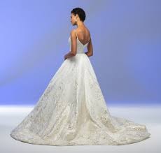 Luxury watteau train strapless sweetheart ballgown wedding dress with beading and lace appliques. Spaghetti Strap Sweetheart Neckline Organza Ball Gown Wedding Dress Kleinfeld Bridal