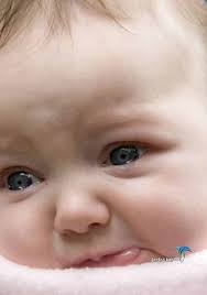 صور اطفال حزينة اروع 80 صورة طفل حزين مع اكبر البوم عربي شو هالجمال الطير الأبابيل baby face face baby