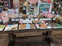 There S Still Time To Stop By Woof Gang Bakery Summerville And Pick Up Some Festive Nye Cookies Bakery Summerville Food
