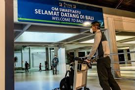 Sekitar 4 000 Penumpang Pesawat Tiba Di Bali Pada Hari Pertama Pariwisata Buka Halaman All Kompas Com