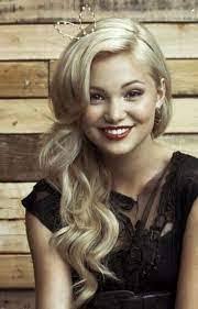 Grace Serrato's Instagram, Twitter & Facebook