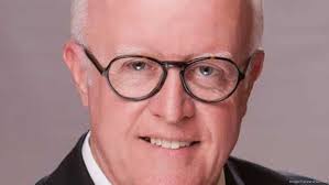 Forward Sumner President and CEO announces retirement