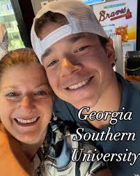 Laura Bleakley Touchstone (@lauratouchstone) • Instagram photos and videos