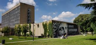 The success of all students, as soon as they enter university, is a priority for université de paris. Paris Nanterre University Campus Visit Visions Of Travel