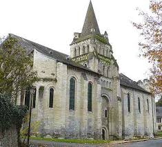 Cote Nord De La Collegiale Notre Dame De Cunault En Anjou Art Roman Chapelle Religieuse