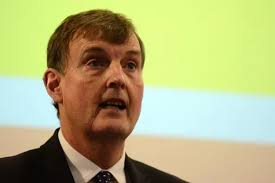 Kent County Council leader Paul Carter announces he will step down