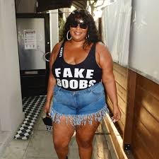 We Need Lizzos Fake Boobs, Fake Ass Bodysuit ASAP | Glamour