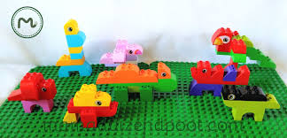 Deze week begon het allemaal met een ei. Dino S Bouwen Met Duplo Mama Duizendpoot