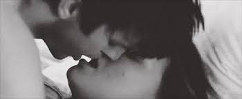 Kiss Passionate Kiss Gif Kiss Passionatekiss Deepkiss Discover Share Gifs This was on tumblr for a while already.