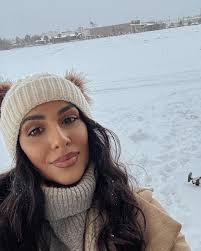 Amber Knaps (@amber.knaps) • Instagram photos and videos