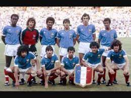 .monde entre la france et l'allemagne, les images de la défaite de 1982 à séville ressurgissent. France Allemagne Seville 1982 Youtube