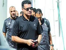 قال إيهاب جلال، المدير الفنى لفريق الإسماعيلى، إنه لا ينظر لأى أحاديث قبل مباراة الزمالك غدا السبت بالدورى، مضيفا أن فريقه يلعب كل المباريات بهدف الفوز فقط لا غير. Ø¥ÙŠÙ‡Ø§Ø¨ Ø¬Ù„Ø§Ù„ ÙŠØºÙŠØ¨ Ø¹Ù† Ù…Ø±Ø§Ù† Ø§Ù„Ø¥Ø³Ù…Ø§Ø¹ÙŠÙ„ÙŠ Ù„Ù…Ø±Ø¶ Ø§Ø¨Ù†ØªÙ‡ Ø§Ø³ØªØ¹Ø¯Ø§Ø¯Ø§ Ù„Ù„Ø¥Ù†Øª Ù…ØµØ±Ø§ÙˆÙ‰