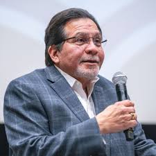 Dean Alberto Gonzales and NFL General Counsel Jeff Pash had a field day  during the "Behind The Game" Q&A session this week. If you missed it, you  really fumbled the ball. 🏈🏆#BelmontLaw #