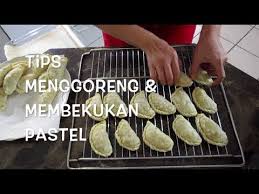 Dari gambarnya sahaja sudah menarik perhatian saya. Pastel Beku Cara Menggoreng Membekukan Pastel How To Fry Freeze Fried Pastries Ii Clk Youtube