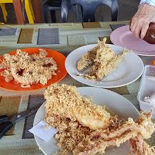 Setiap hari, kebiasaannya bermula dari jam 4:30 petang hingga 12:30 tengah malam. Warung Pok Nong Kuala Terengganu Restaurant Reviews Phone Number Photos Tripadvisor