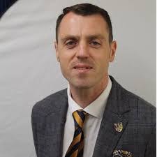 Elizabeth Marcellus's Instagram, Twitter & Facebook