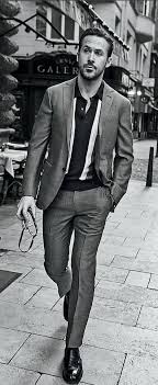 Jan 06, 2014 · dress trousers (not borrowed from a suit) look great with a nice silk or cashmere polo shirt that doesn't have the collars flying about, always tucked in in this example. Ryan Gosling With A Summer Suiting Idea In Monochrome With A Bowler Polo Shirt Suit Black Penny Loafers Celebrity C Estilo Masculino Moda Masculina Roupas