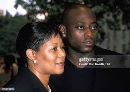 LL Cool J and Wife Symone Smith during Premiere of "In Too Deep" at... News  Photo