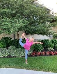 From walking the city and taking your favorite yoga class to running errands and getting the kids off to school, we have a pair of women's athletic tennis shoes for you! Drishtiq Yoga Testimonials Drishtiq Yoga