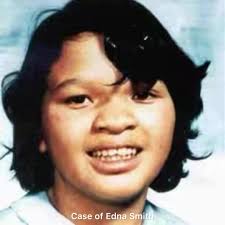 Edna Shoe Story Case