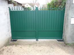 Portail Alu Avec Motorisation Enterree Marines Portail Aluminium Portail Portail Ajoure