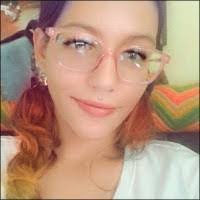 Carly Yates's Instagram, Twitter & Facebook